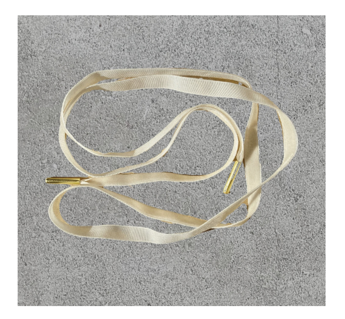 Shoe_Lace_Velvet_Soft_White_Alice_Bow Alice Bow VELVET SHOELACES, Samt-Schnürsenkel, Paar Soft White