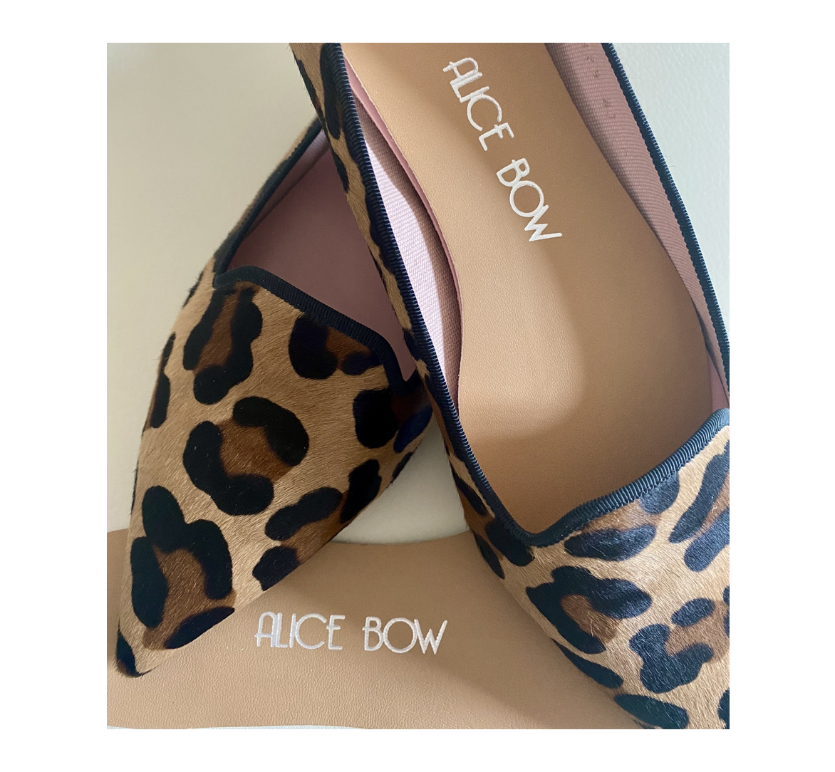 Perfect_Tan_Schuheinlagen_Alice_Bow_wShoe Alice Bow INSOLES for HIGH HEELS & FLATS Leder-Einlegesohlen Matt Perfect Tan