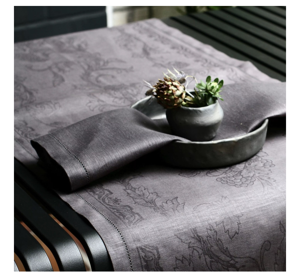 Chateau_Tischl-ufer_schwarz_50_150_Ju-Lein Ju-Lein CHATEAU LINEN TABLE RUNNER Leinen-Jacquard Tischläufer, weiss 150 x 50 cm