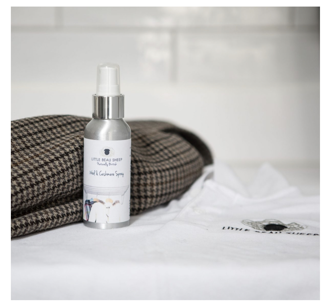 LBS_Wool_Cashmere_Spray_Reise_100ml Little Beau Sheep Wool Cashmere Spray Wolle Kaschmir Pflege Reisegröße
