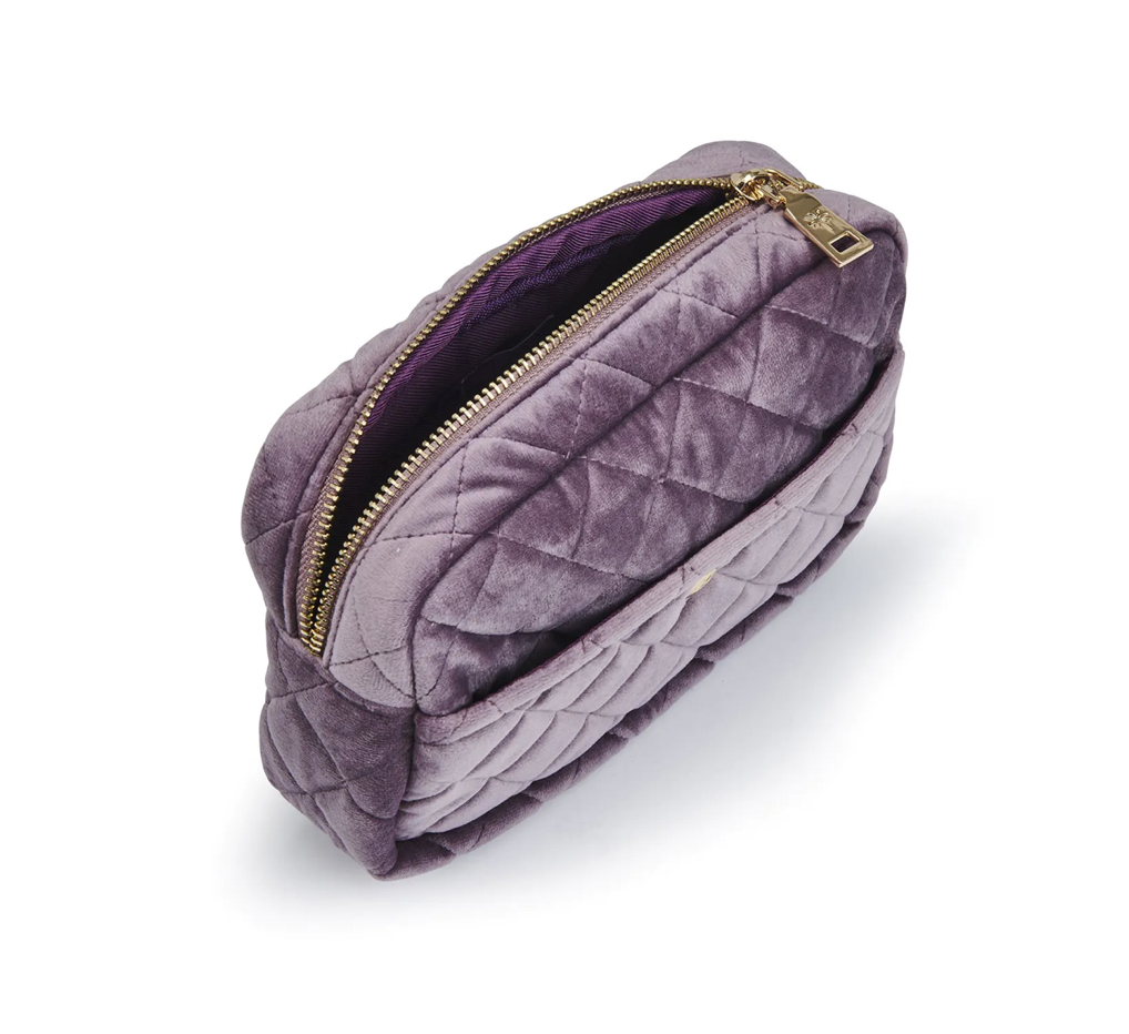Kulturbeutel_M_Quilted_Velvet_Purple_Fan_Palm2